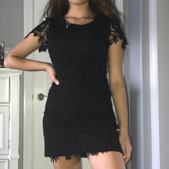 COMME Dresses & Skirts - COMME black lace dress! 🧸🖤